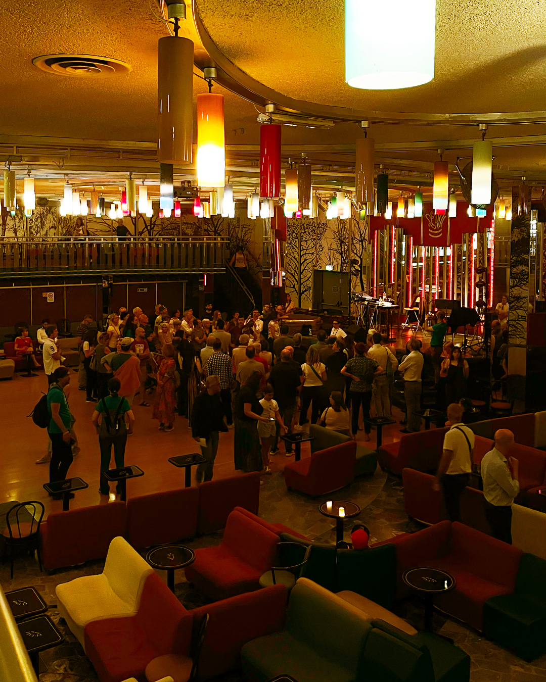 Sala da Ballo Le Roi Dancing Music Hall Lutrario